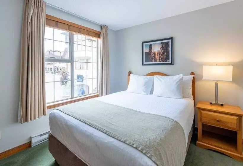 فندق Sundance Lodge