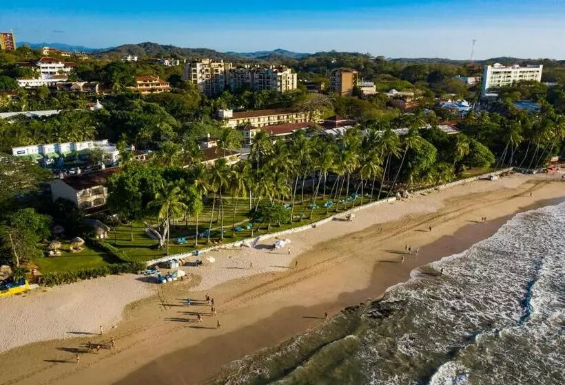 호텔 Tamarindo Diria Beach Resort