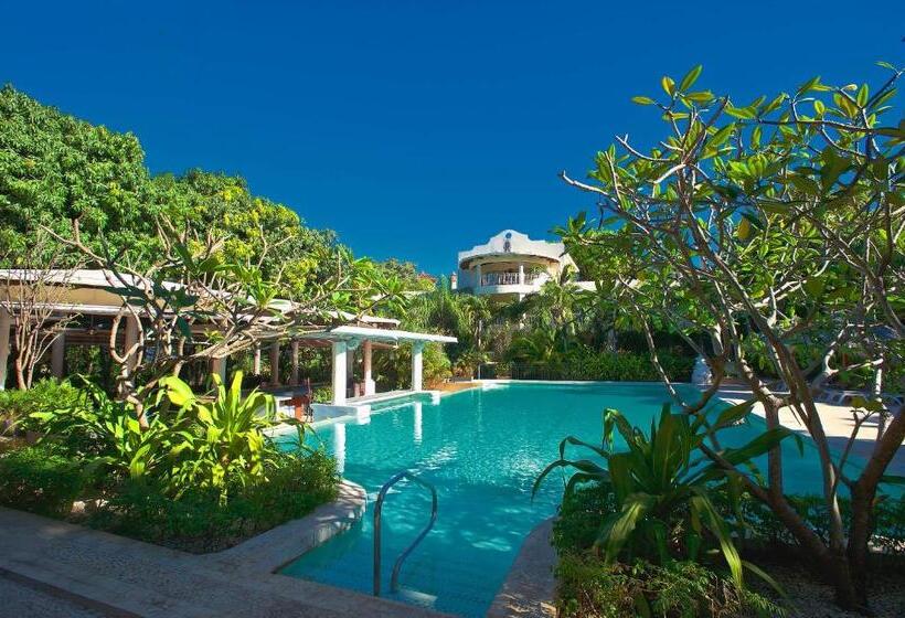 هتل Tamarindo Diria Beach Resort