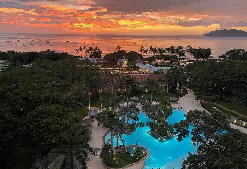 هتل Tamarindo Diria Beach Resort