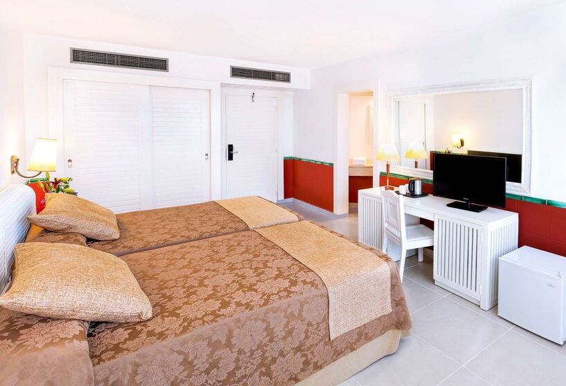 هتل Tryp Cayo Coco