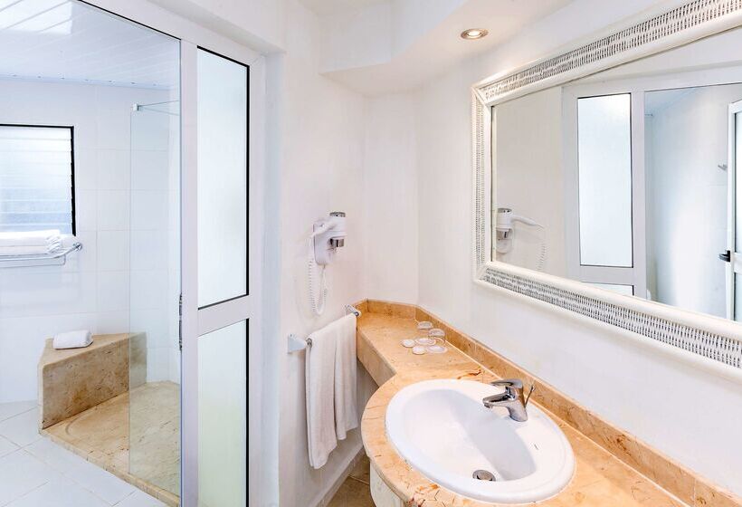 هتل Tryp Cayo Coco