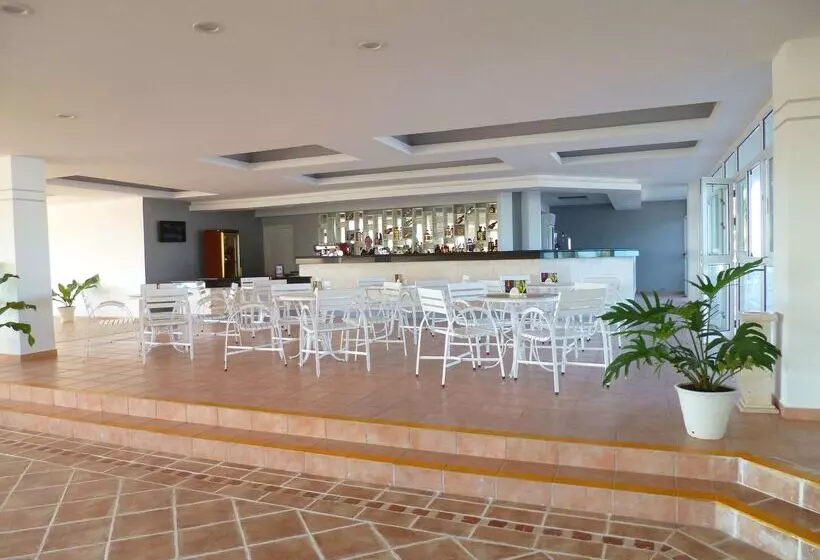 هتل Tryp Cayo Coco