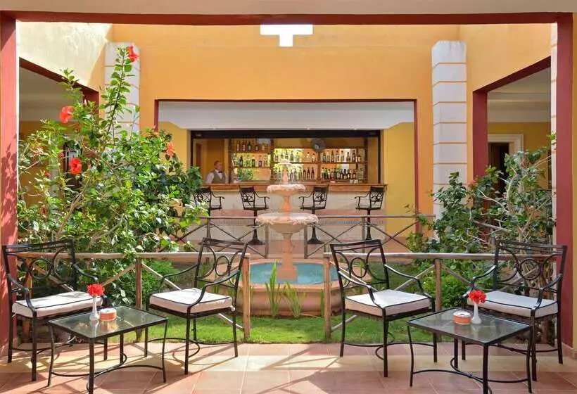 هتل Tryp Cayo Coco