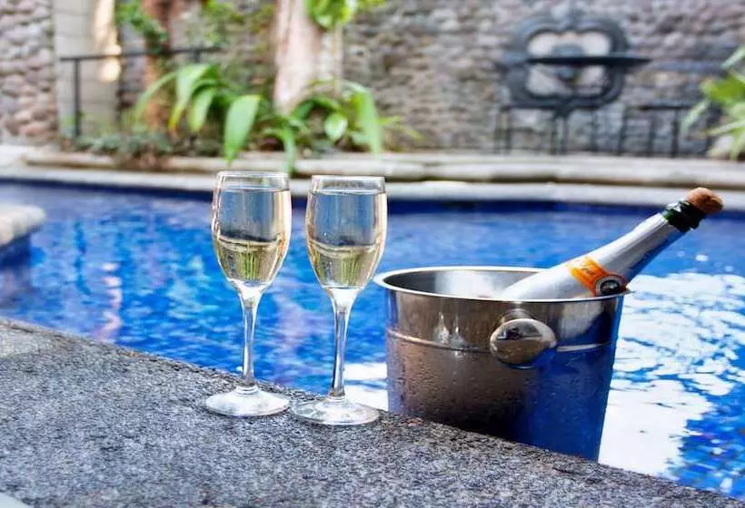 호텔 Villa Caletas