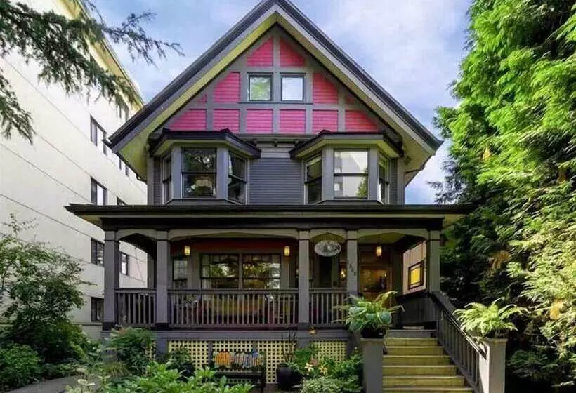 호텔 West End Guest House