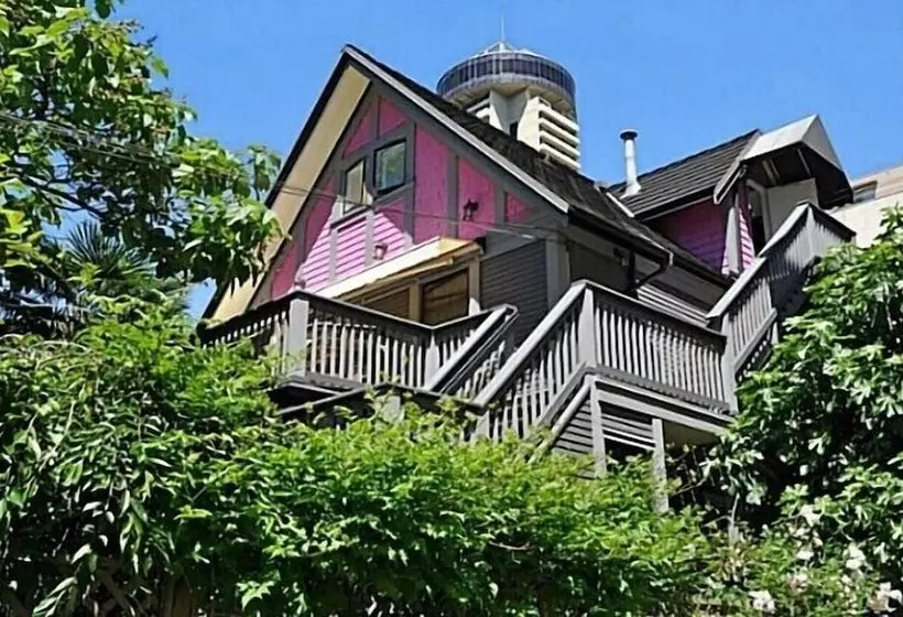 호텔 West End Guest House