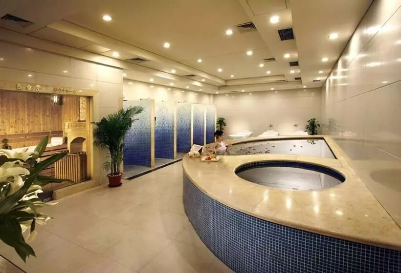 فندق Dalian Kerren