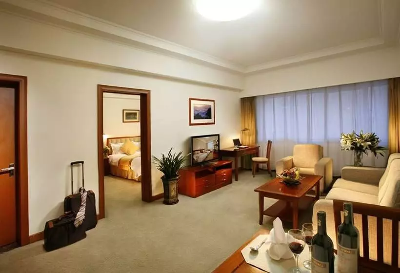 فندق Dalian Kerren