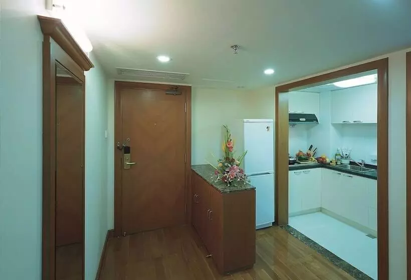 فندق Dalian Kerren