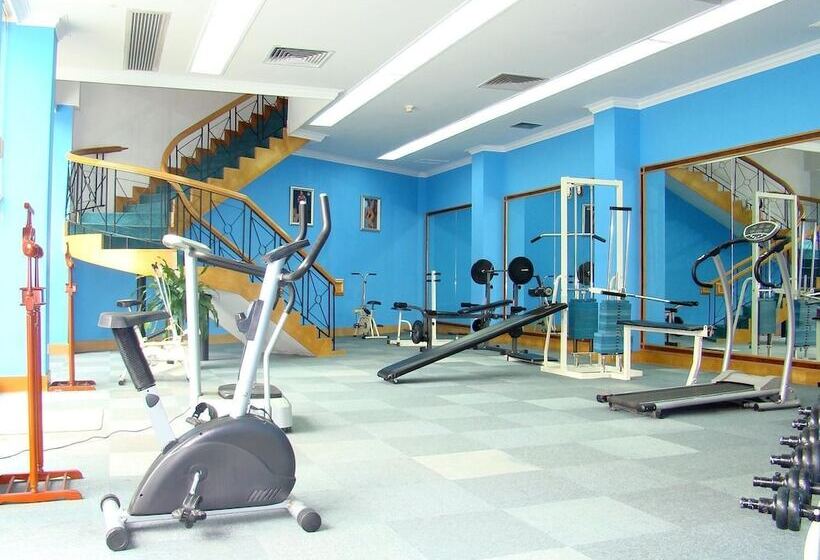 Hotel Golden Coast Lawton