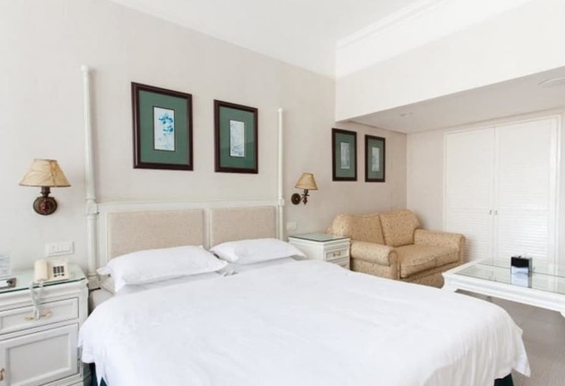 Hotel Golden Coast Lawton