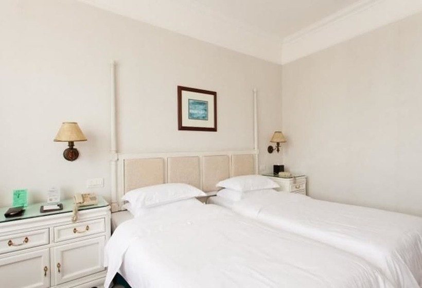 Hotel Golden Coast Lawton