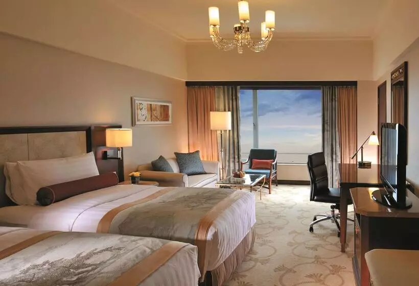 Отель Shangrila Beihai