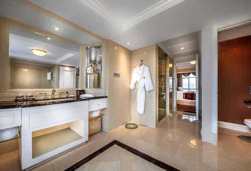 Отель Green Lake