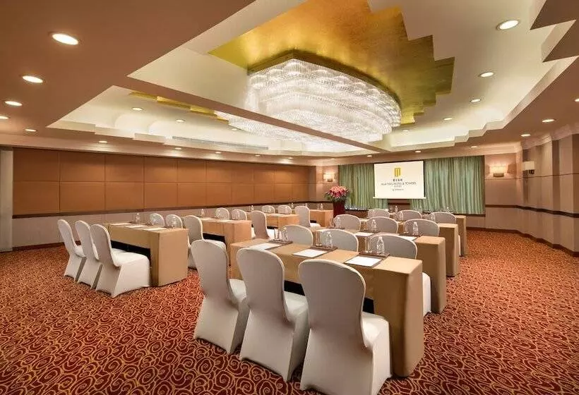 Hua Ting Hotel & Towers