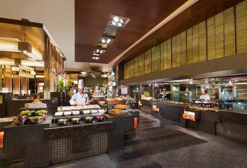 Hua Ting Hotel & Towers