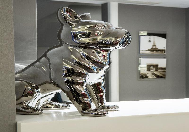 هتل Antin Trinite