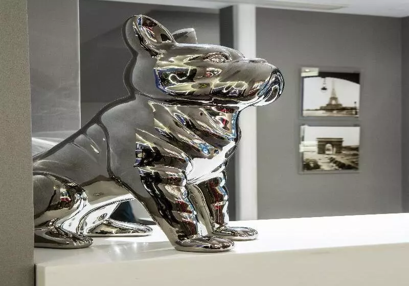 ホテル Antin Trinite