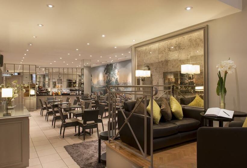 ホテル Hôtel Le Beaugency