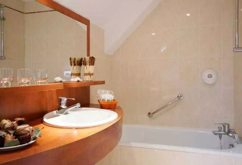 هتل Hôtel Le Beaugency