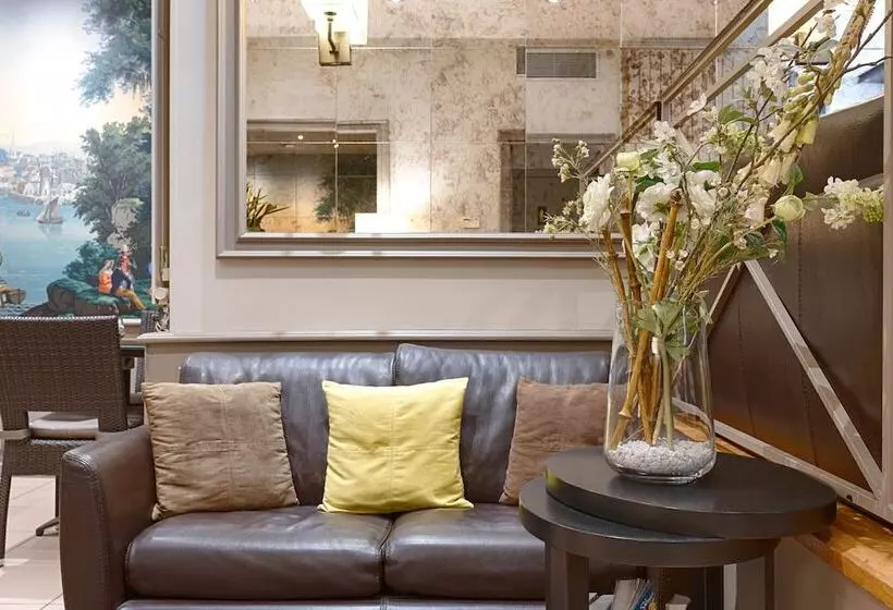 هتل Hôtel Le Beaugency