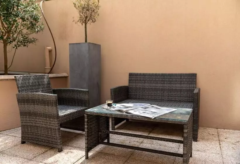 Easyhotel Nice Old Town