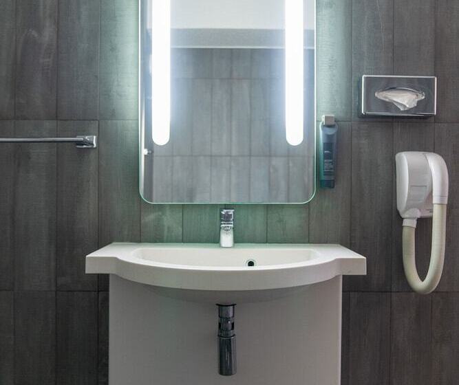 Easyhotel Nice Old Town