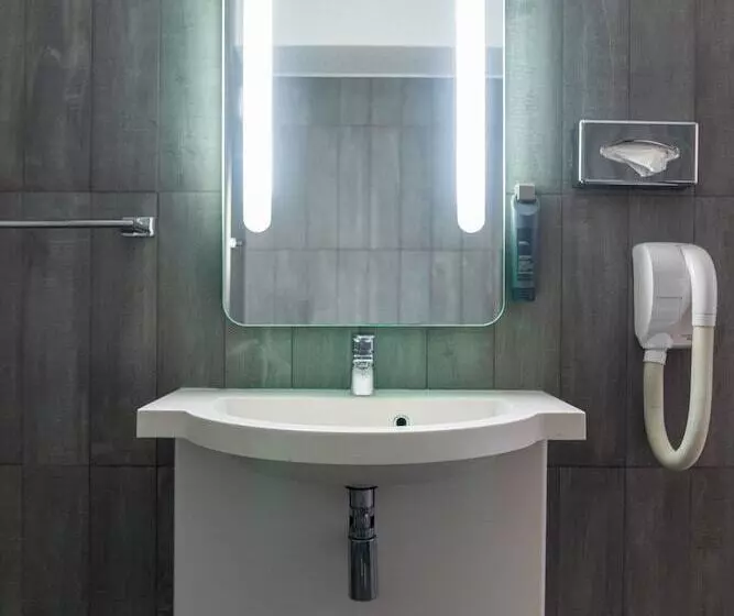 Easyhotel Nice Old Town