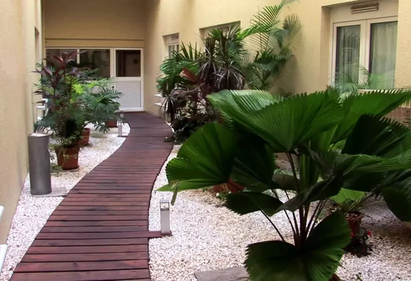 ホテル Novus Plaza Hodelpa