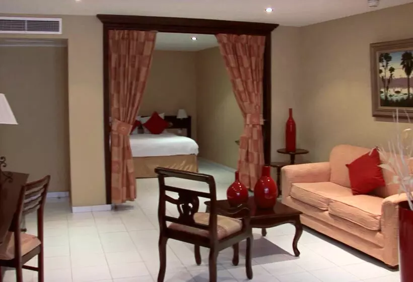 ホテル Novus Plaza Hodelpa