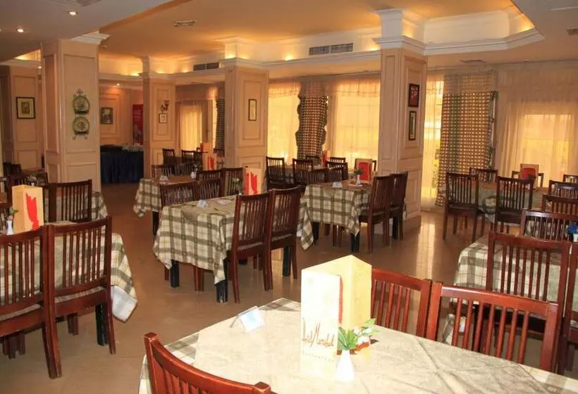 هتل Royal Marshal