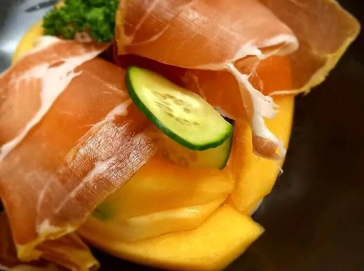 Hotelli Acadie Eragny sur Oise