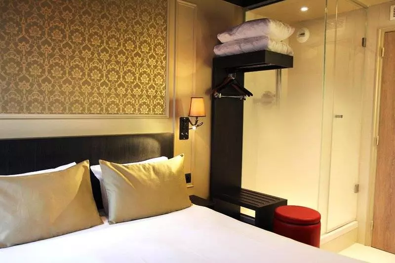هتل Best Western Le Montmartre – Saint Pierre