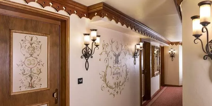 ホテル De La Loze