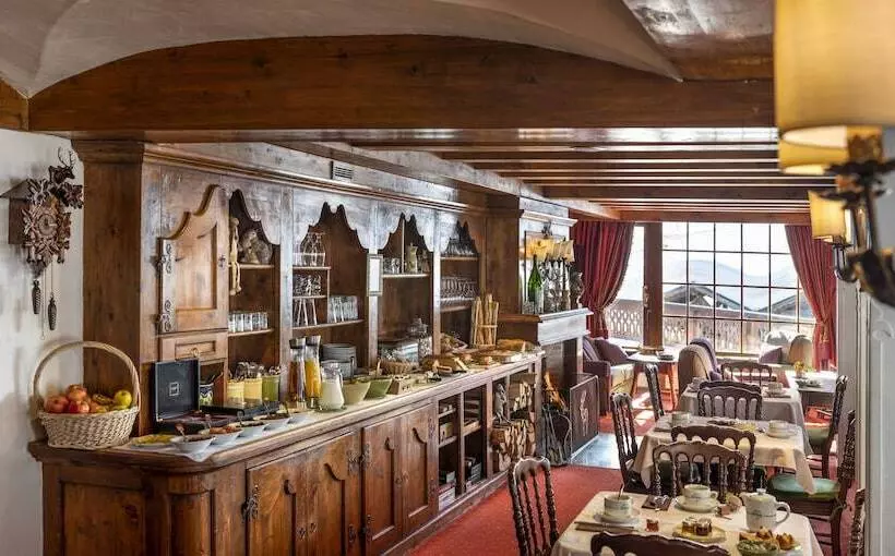 ホテル De La Loze