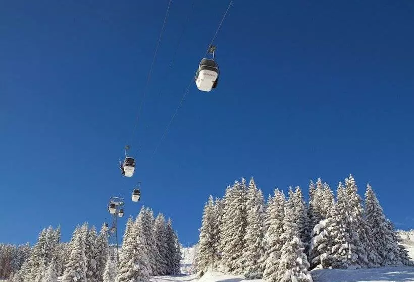 ホテル De La Loze