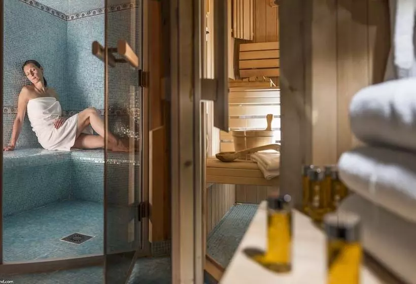 ホテル De La Loze