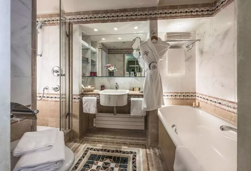 ホテル De La Loze