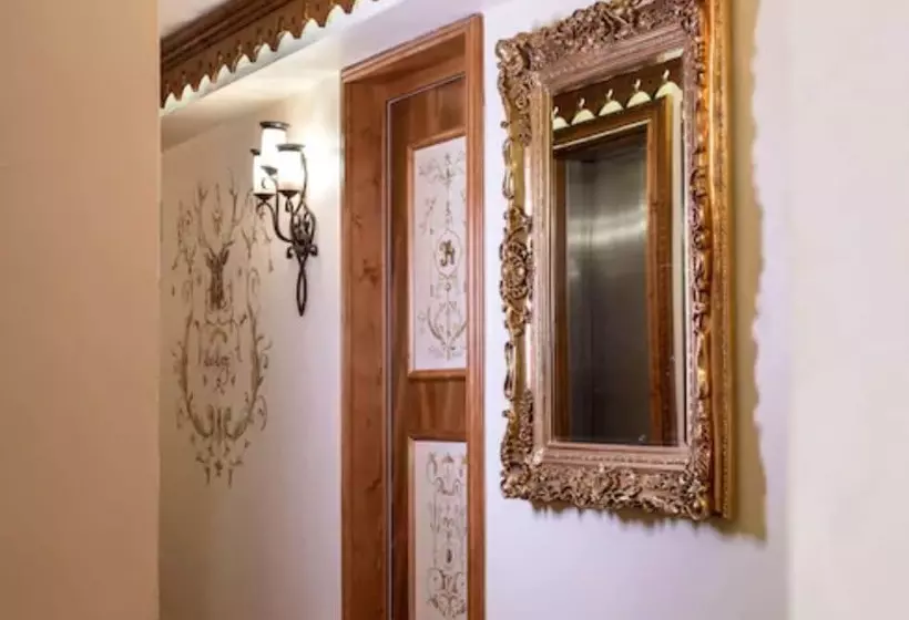 ホテル De La Loze