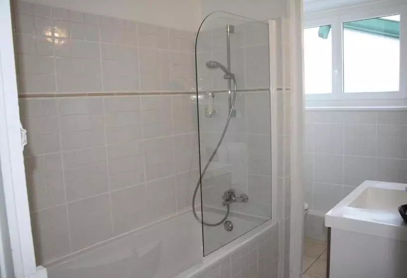 Отель Hôtel De La Rhune