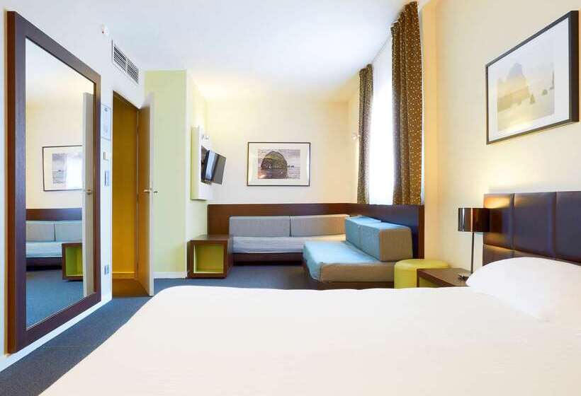 בית מלון כפרי Kyriad Hôtel Orly Aéroport   Athis Mons