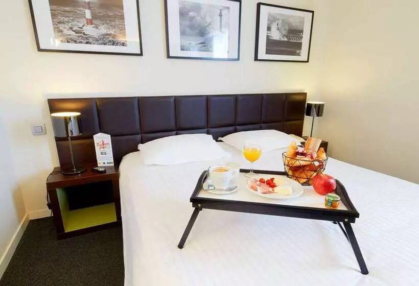 Отель Kyriad Hôtel Orly Aéroport   Athis Mons