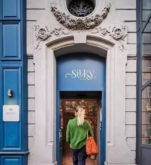 Отель Hôtel Silky By Happyculture