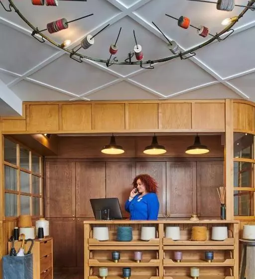 Отель Hôtel Silky By Happyculture