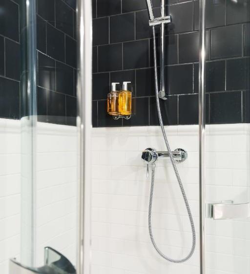 هتل Hôtel Silky By Happyculture