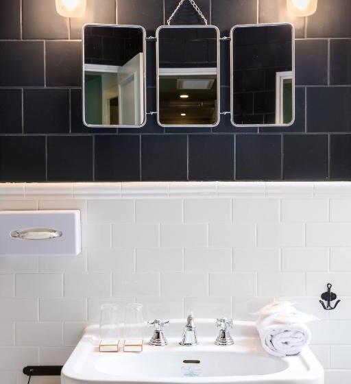 هتل Hôtel Silky By Happyculture