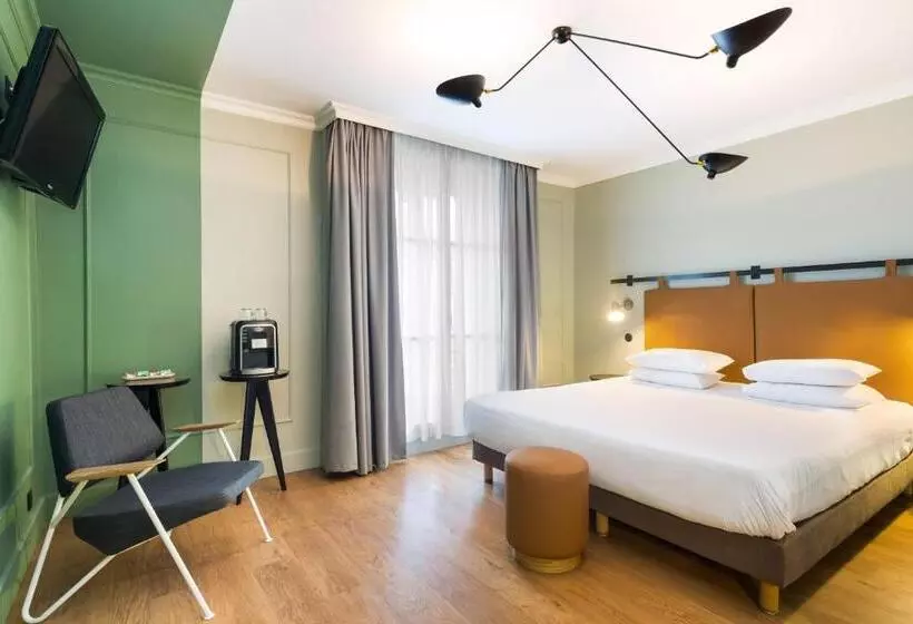 Отель Hôtel Silky By Happyculture