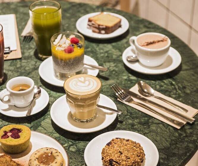 هتل Hôtel Mathis Elysées