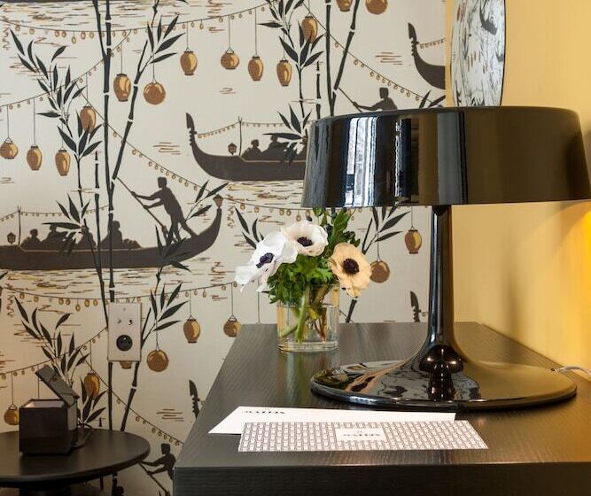 هتل Hôtel Mathis Elysées